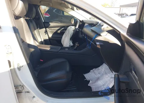 2020 Mazda Mazda3 Select Package из США, поврежденный, VIN 3MZBPACL2LM131445